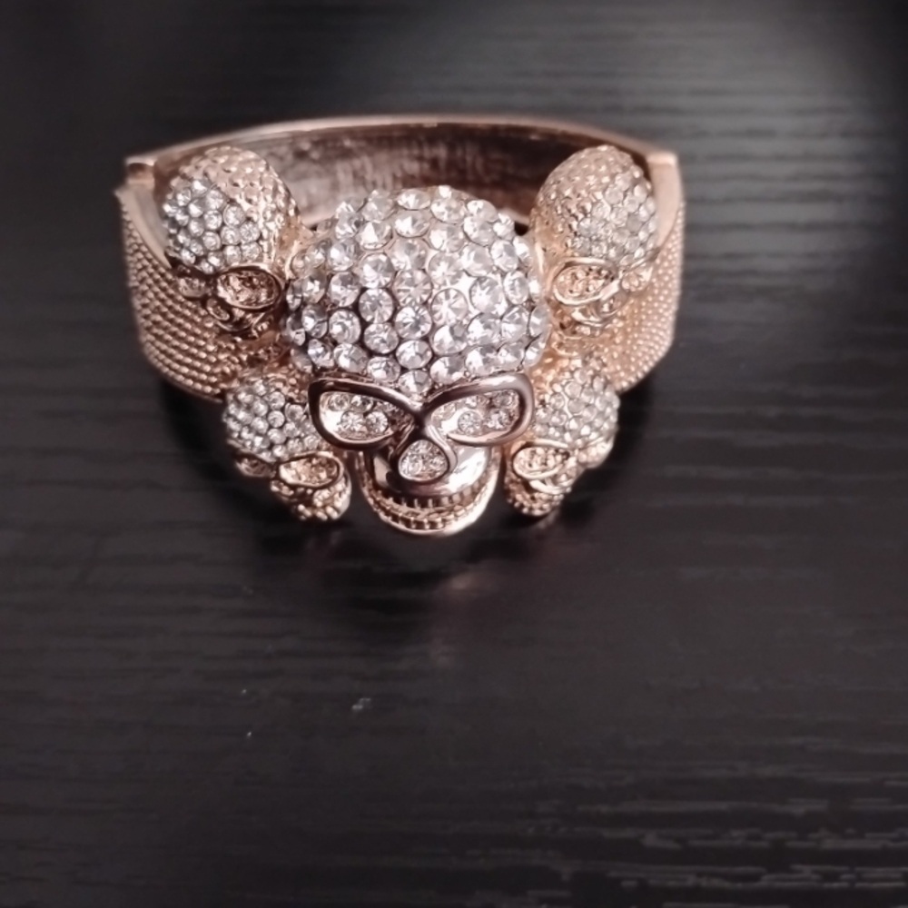 Crystal Skull Gold Bracelet